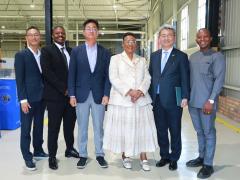 JN Lee (CEO of KEPCO KPS), Neo Maboe (Business Development Executive), Anna Mokgokong (Executive Chairperson of Community Investment Holdings), DY Kim (MD of Posco International), DH Yang (Korean Ambassador to South Africa) and Sifiso Madungandaba (M-TEC Legal Department) opened the new continuous catenary vulcanisation factory in Vereeniging.