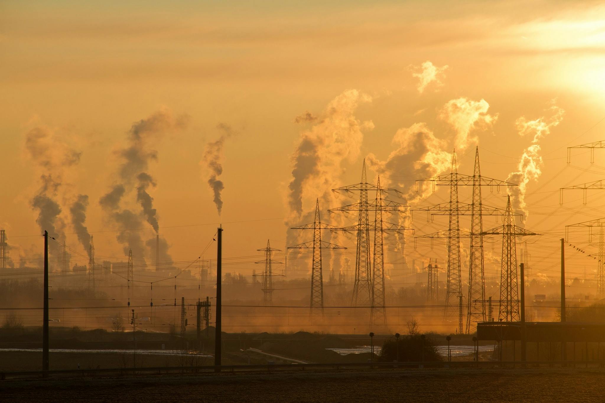 Global fossil fuel use and emissions at record highs despite renewable ...